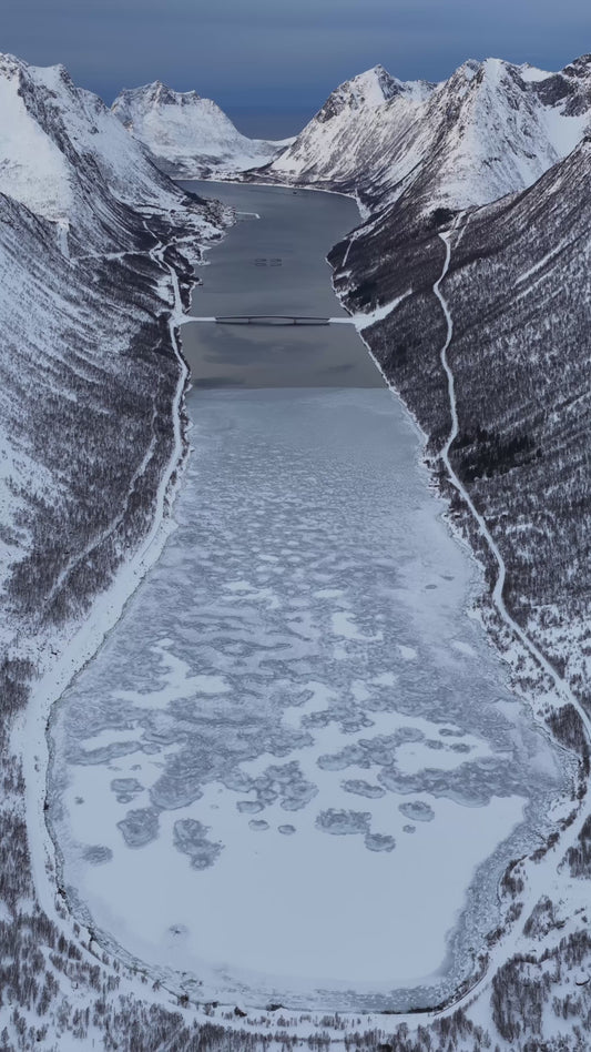 Icy Gryllefjord